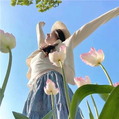 绿野嬉春